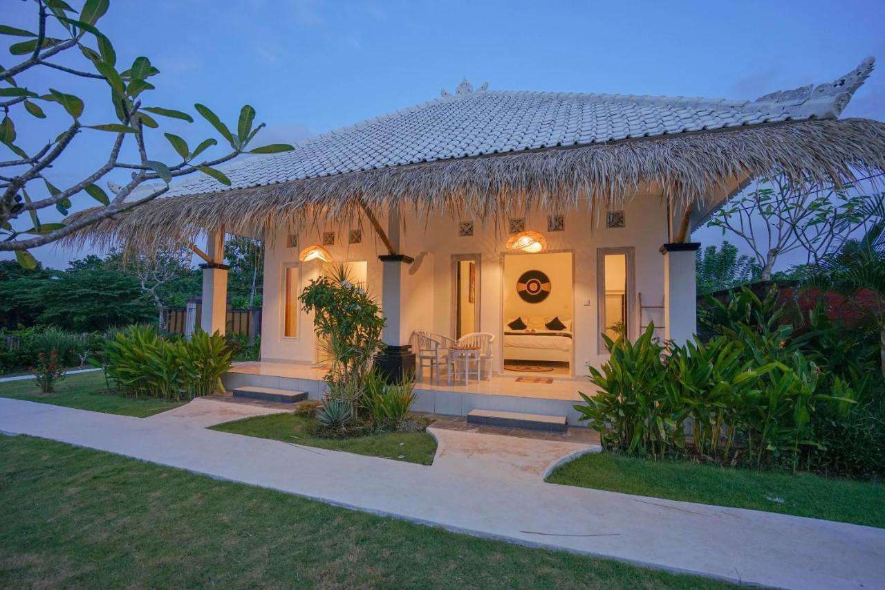 Sukacita Hill Hotel Uluwatu Eksteriør billede