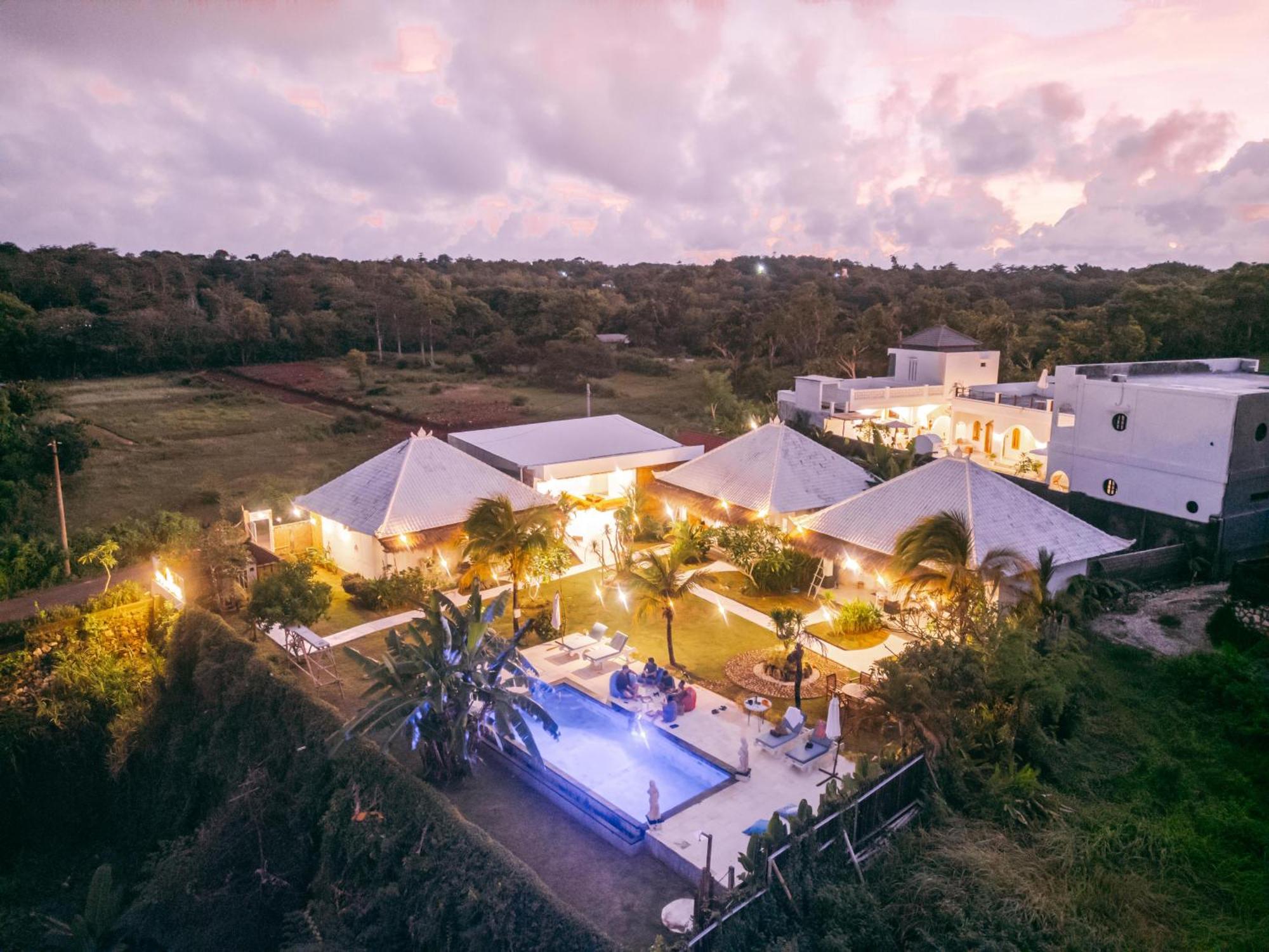 Sukacita Hill Hotel Uluwatu Eksteriør billede