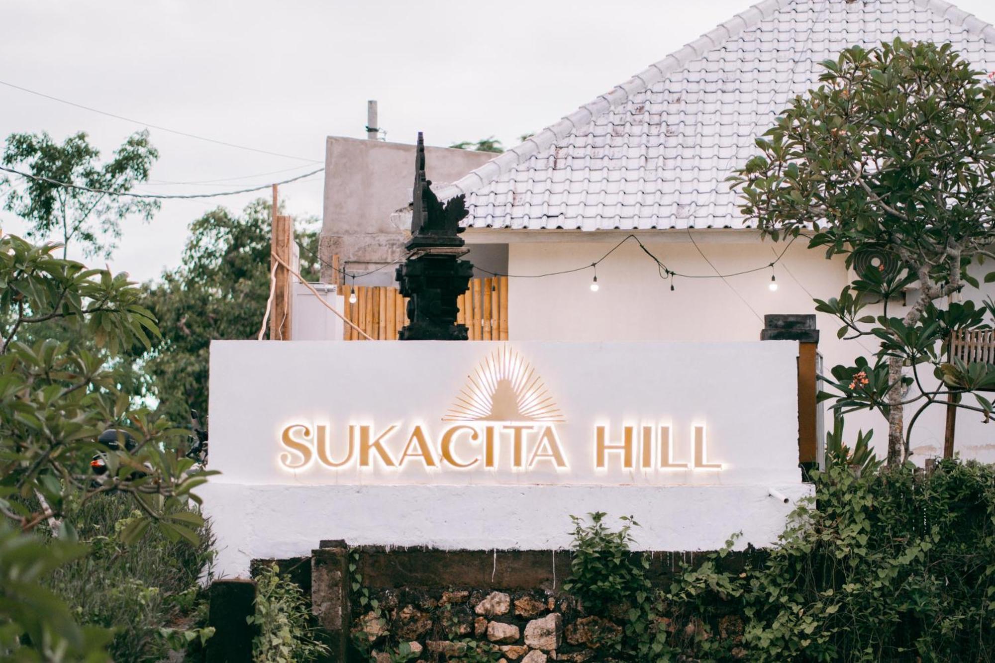 Sukacita Hill Hotel Uluwatu Eksteriør billede