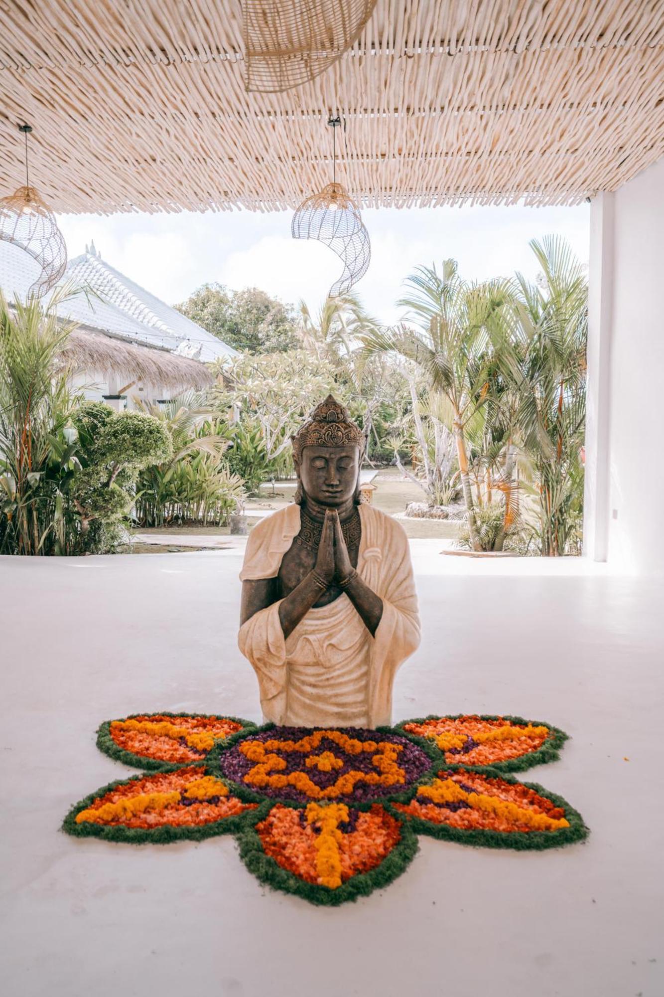 Sukacita Hill Hotel Uluwatu Eksteriør billede